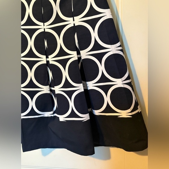 Ann Taylor LOFT Navy Blue/White Pleated Skirt - Picture 5 of 10